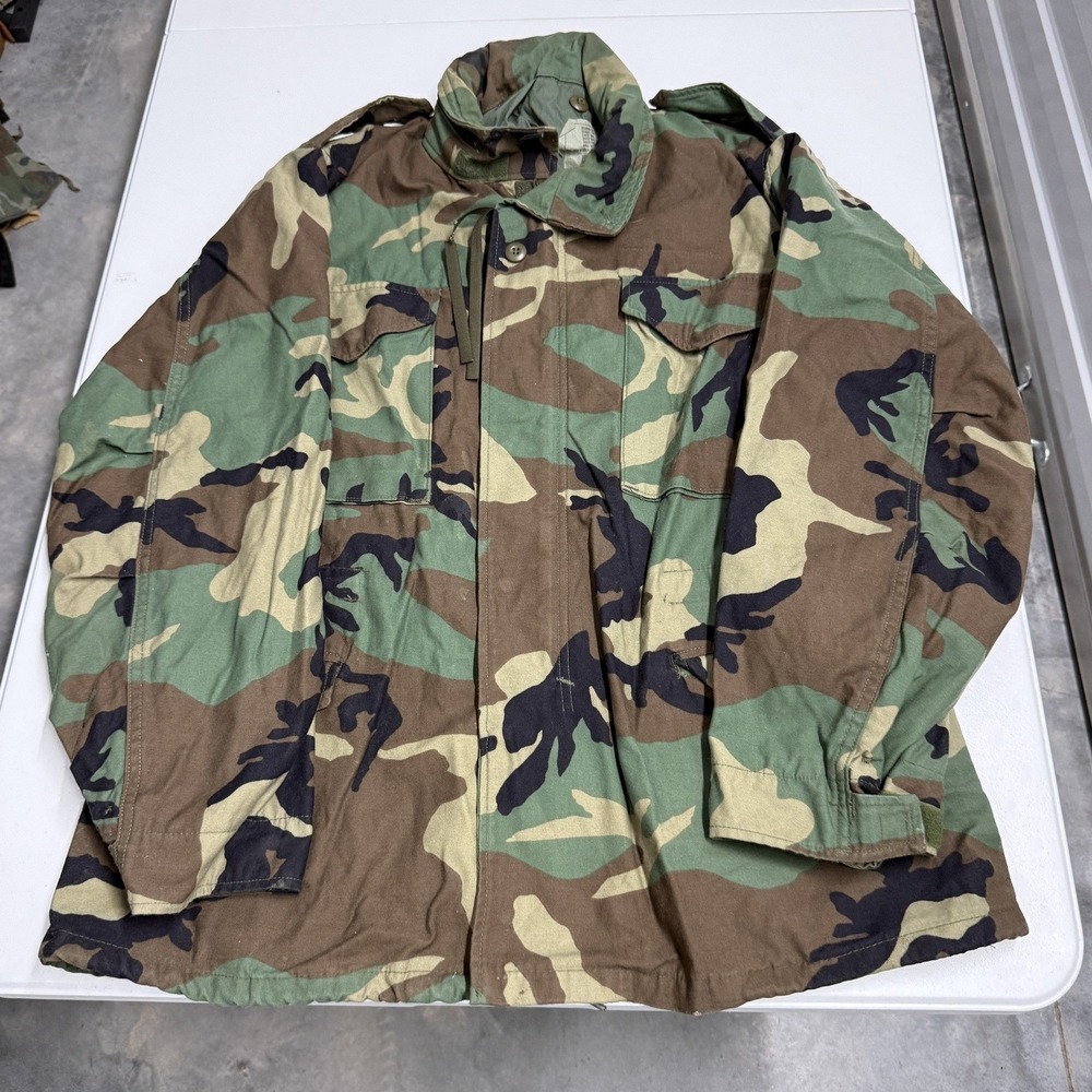 US Military M-65 Field Jacket Mens Medium Regular Camo Good Woodland Camouflage